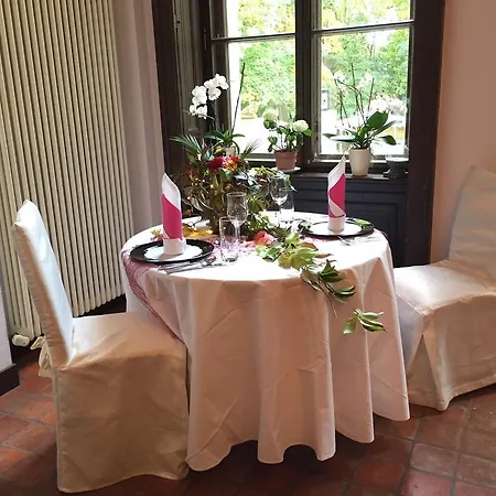 Hotel Schlosshotel Bredenfelde 4*