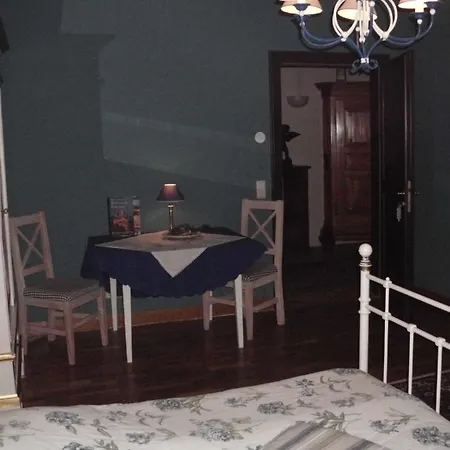 Hotel Schlosshotel Bredenfelde 4*